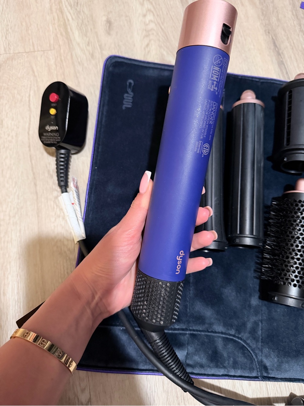 Dyson Purple and Rose Gold Multi-Styling Hair Tool Set - Picture 3 of 9